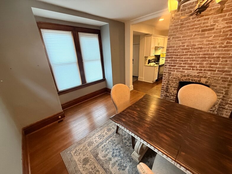 Building Photo - 675 Linwood Ave