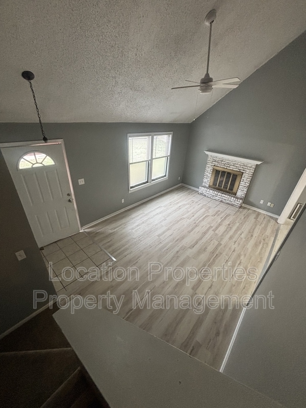 Building Photo - 331 Clayton Ct