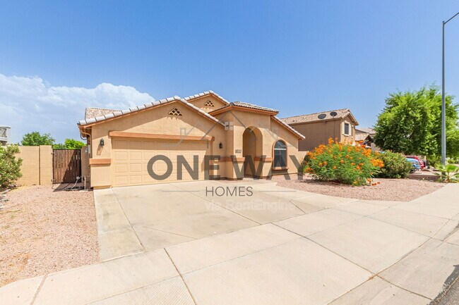 Building Photo - 543 S Wildrose