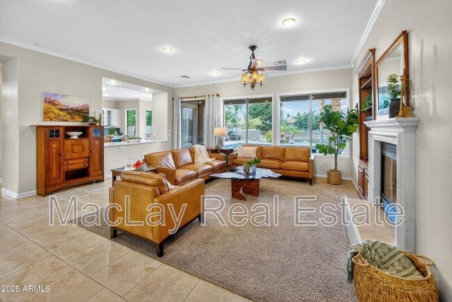 Building Photo - 527 E Tonto Dr