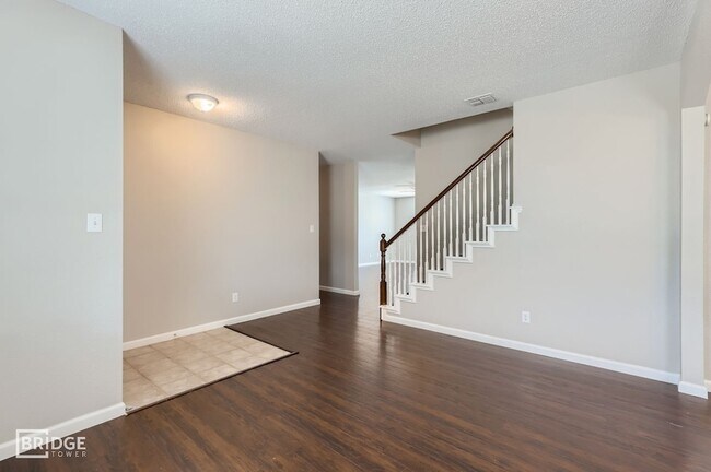 Building Photo - 1507 Walnut Ridge Dr