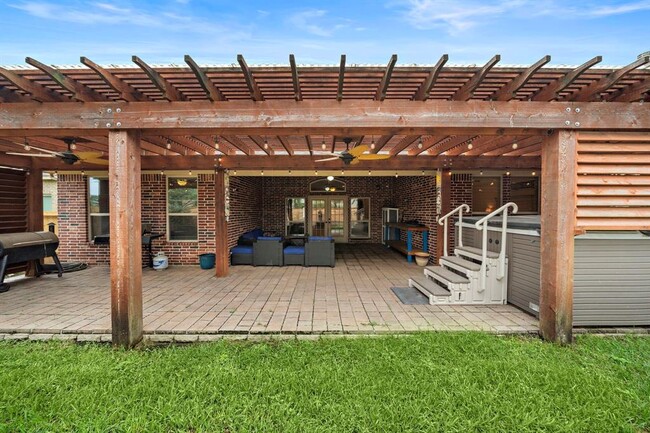Building Photo - 4711 Salinas Ln