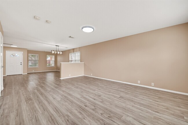 Building Photo - 15007 Sugar Sands Dr