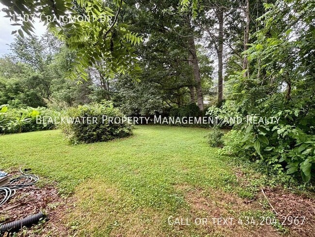 Building Photo - 1107 Craigmont Dr