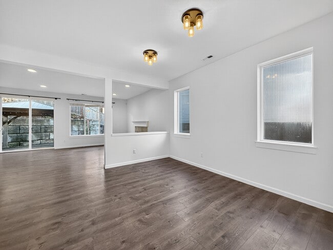 Building Photo - 9825 15th Pl SE