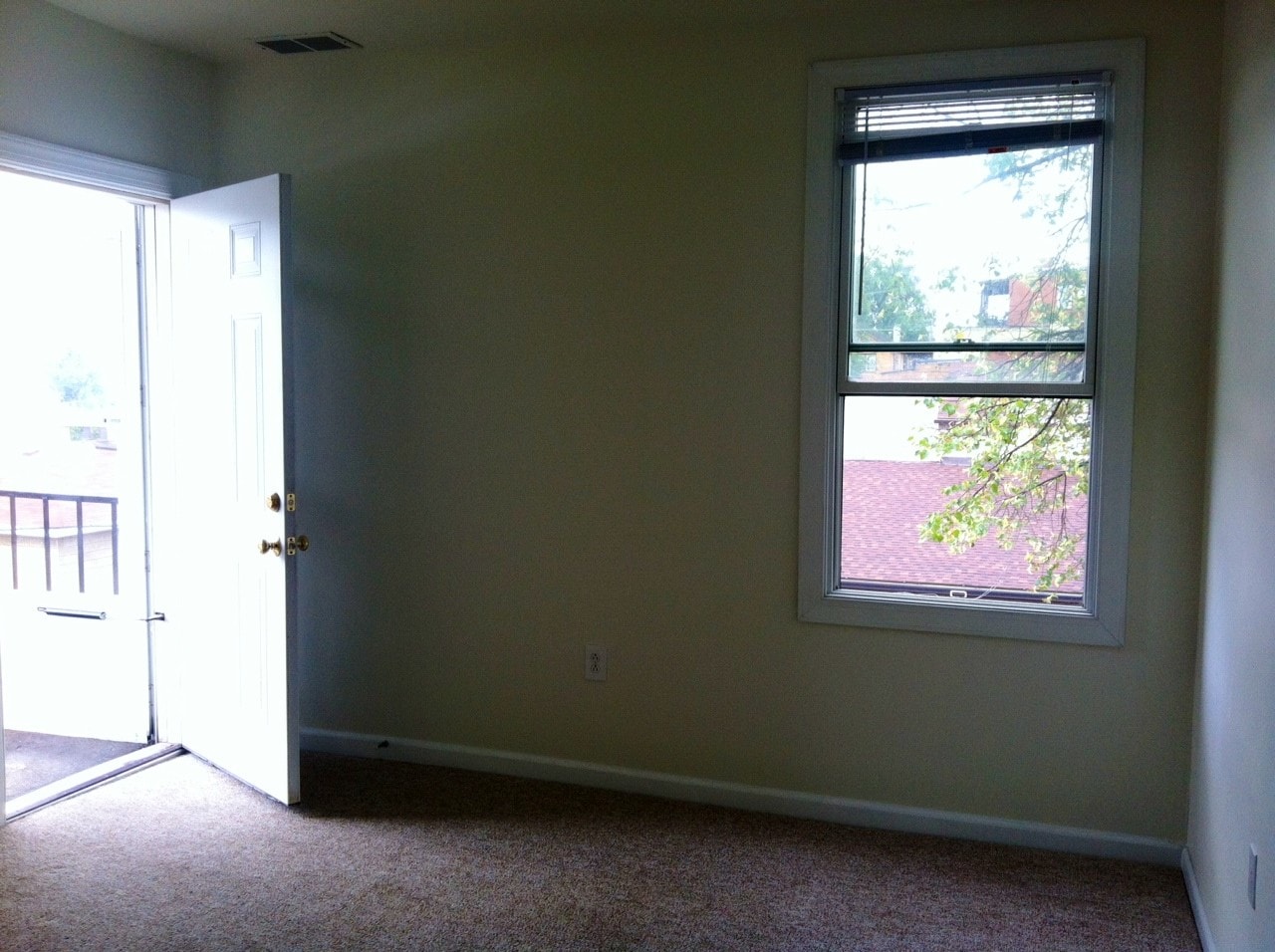 Bedroom 2 - 537 Greenfield Ave