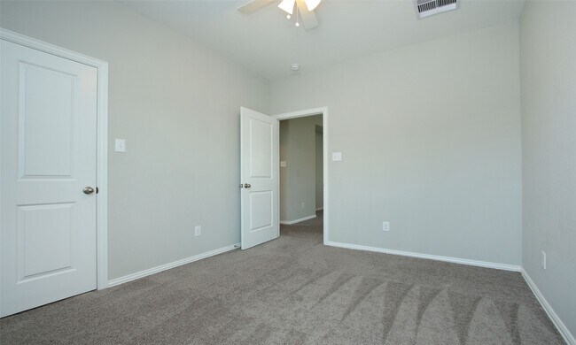 Building Photo - 177 Emory Birch