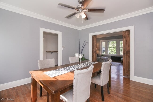 Building Photo - 2537 S Taylor Rd