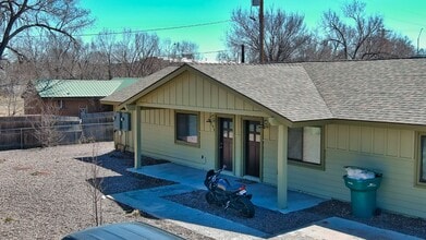 Building Photo - Ken-561 N 10th Pl. Show Low, AZ 85901