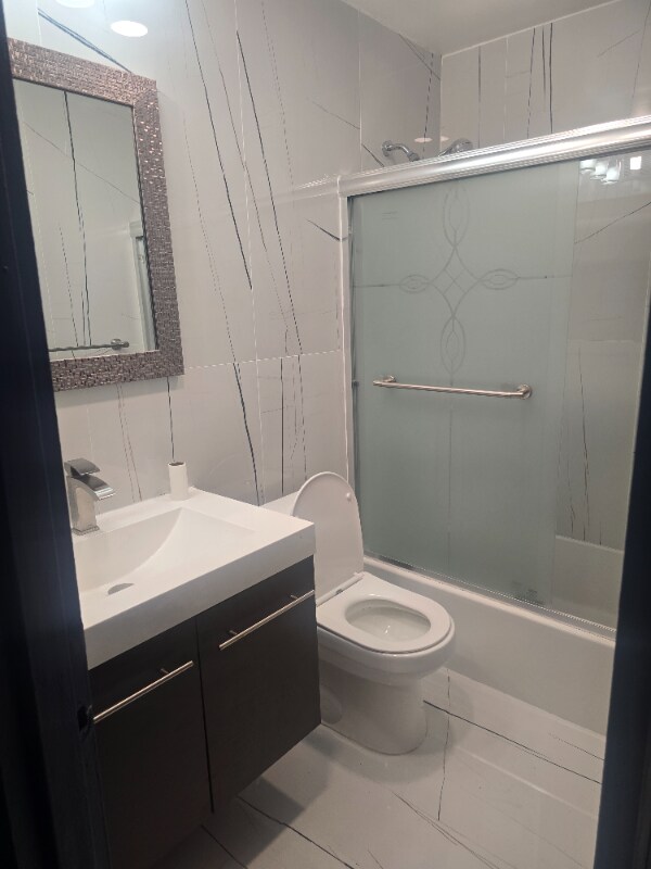 Building Photo - 255-32-255149 149th Ave