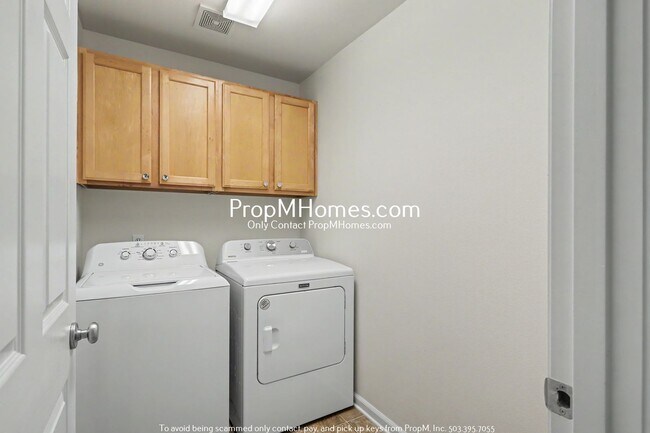 Building Photo - Four Bedroom Home with Amazing Views in Bull Mountain! DEPOSIT SPECIAL