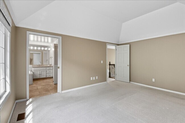 Building Photo - 4bd/2.5ba Woodinville House