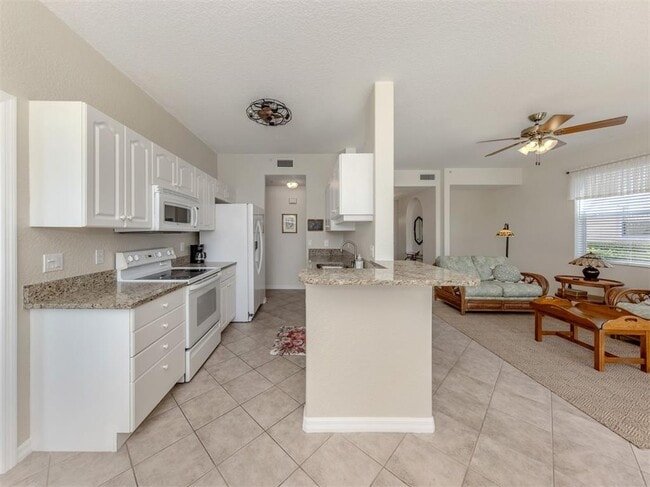 Building Photo - 4430 Corso Venetia Blvd