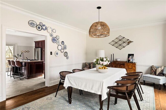 Building Photo - 2270 Emerald Dr