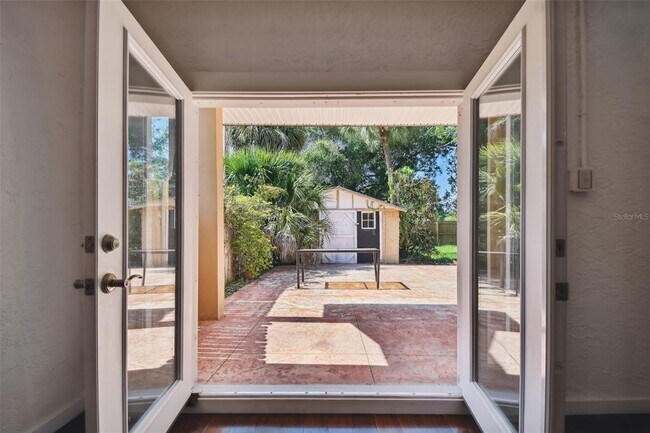 Building Photo - 1925 52nd St S