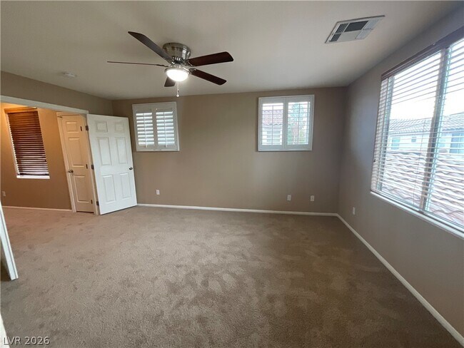Building Photo - 10841 Paradise Rd