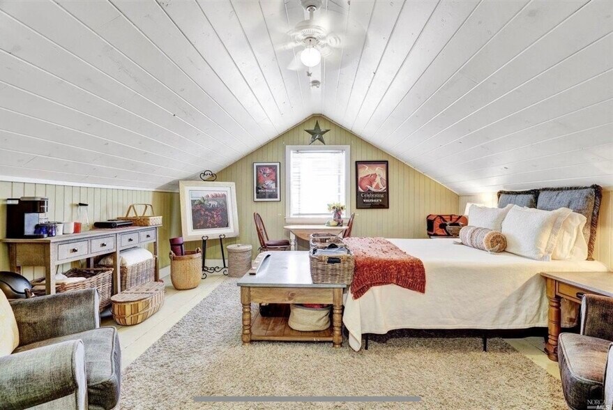 Building Photo - 920 Gravenstein Ave