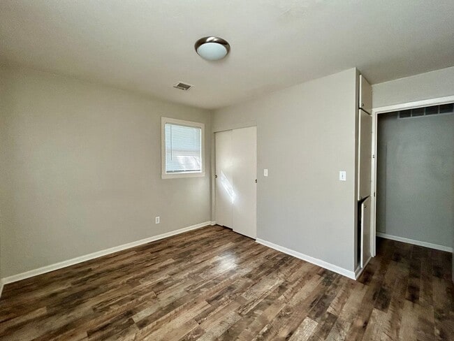 Building Photo - 3 Bedroom on S Glenn, Wichita KS!