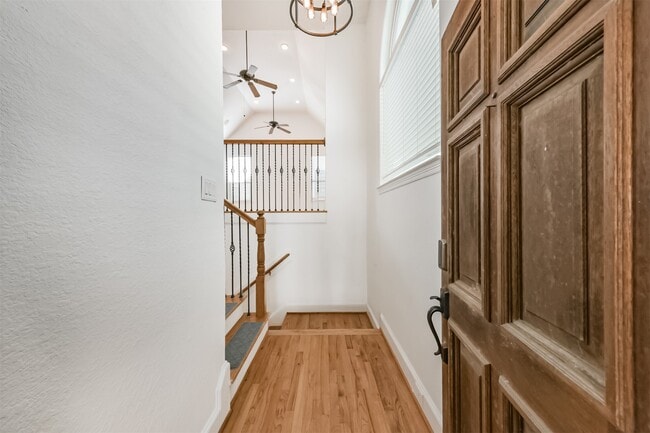 Building Photo - 340 Cage St