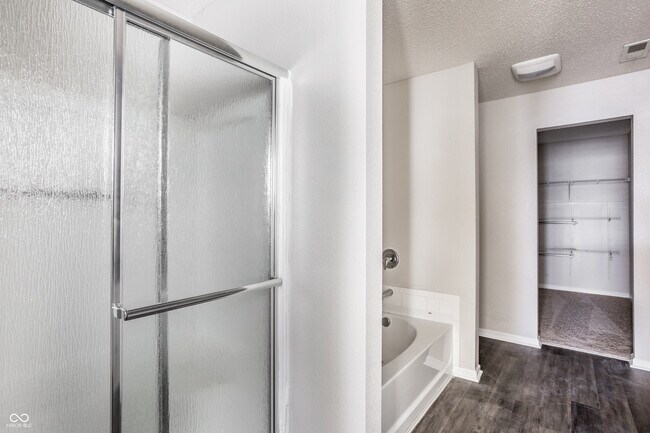 Building Photo - 12703 Courage Crossing