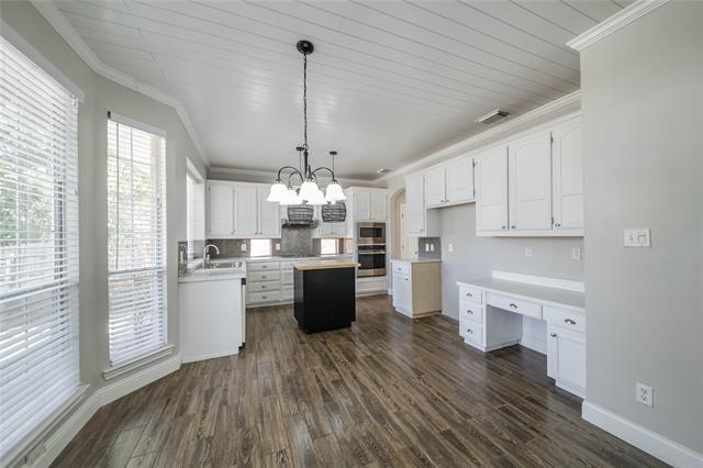 Building Photo - 1940 Robin Ln