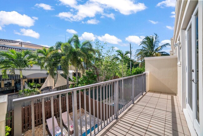 Building Photo - 1849 NE 26th Ave