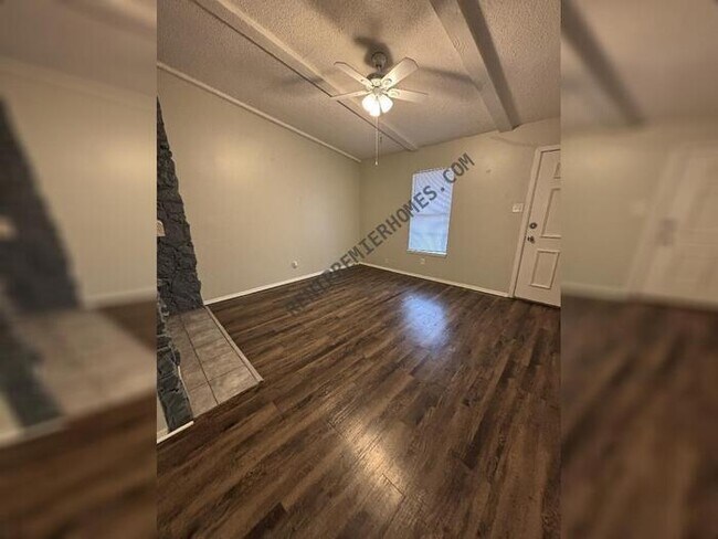 Building Photo - 101 Darryl Ct