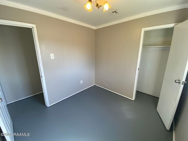 Building Photo - 1140 Madeline Ave