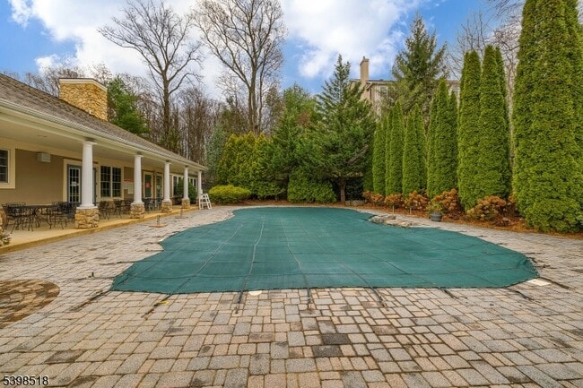 Building Photo - 28 Henning Terrace