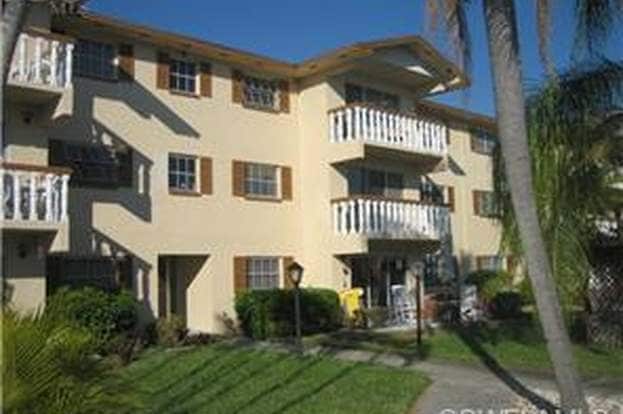 Building Photo - 3704 Broadway-