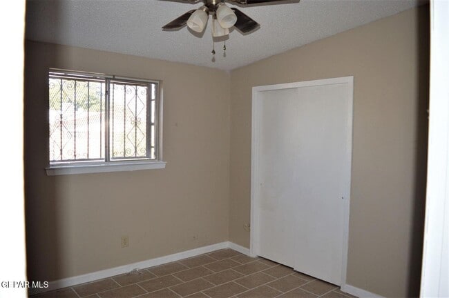 Building Photo - 10416 Lambda Dr