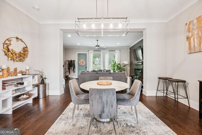 Building Photo - 144 1st Ave NW