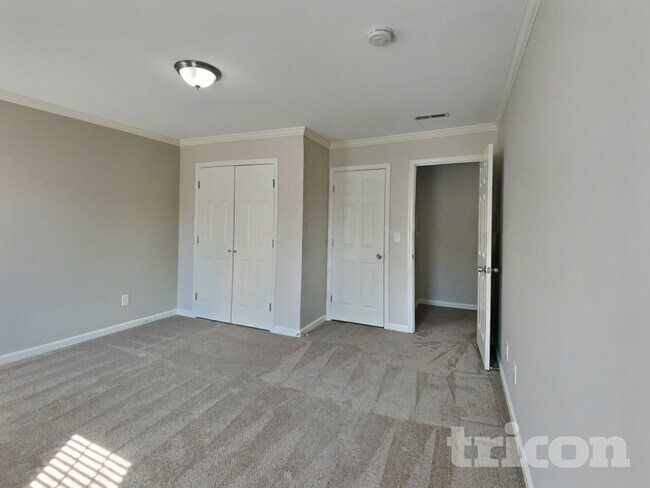 Building Photo - 6013 Rittenhouse Rd