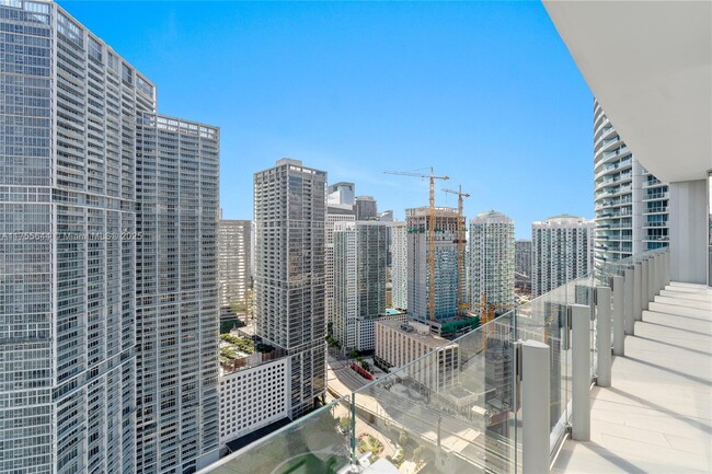 Building Photo - 300 Biscayne Blvd Way