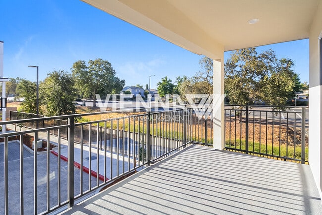 Building Photo - 8006 Quiet Knolls Dr