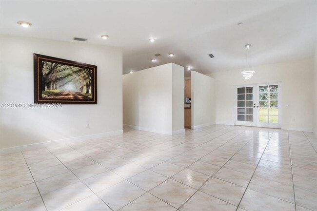 Building Photo - 16035 SW 173rd Ave