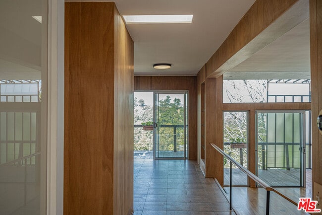 Building Photo - 8895 Appian Way