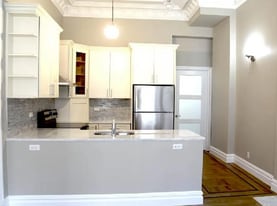 Building Photo - 38 E 73rd St
