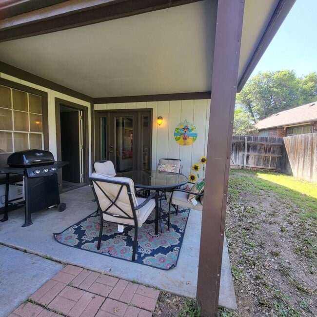 Building Photo - Furnished Rental for Lease