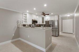 Building Photo - 5045 Pelican Dr