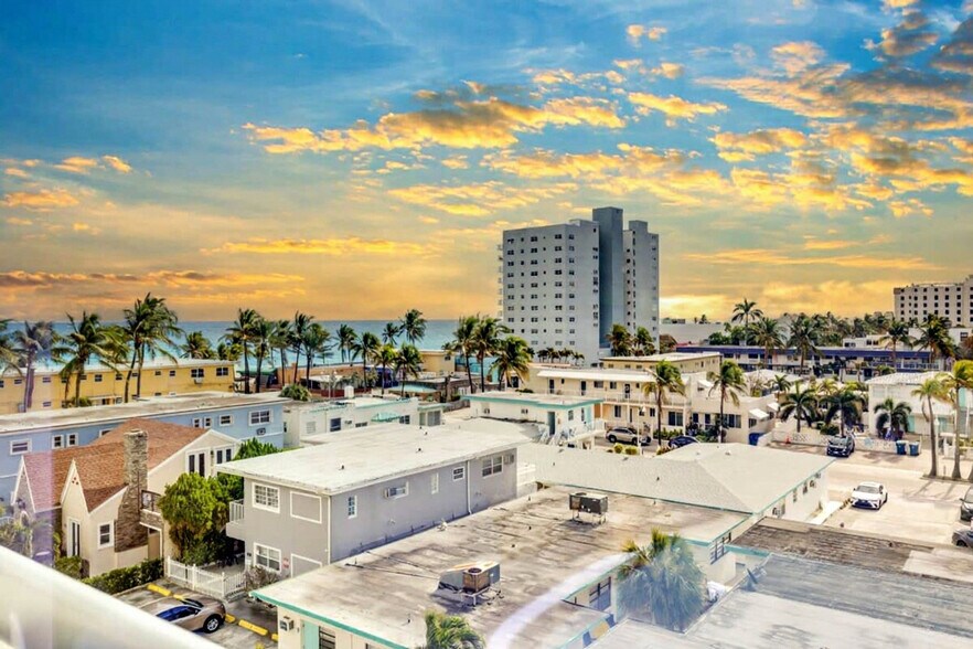 Building Photo - 777 N Ocean Dr