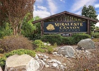 Building Photo - 396 Miraleste Dr