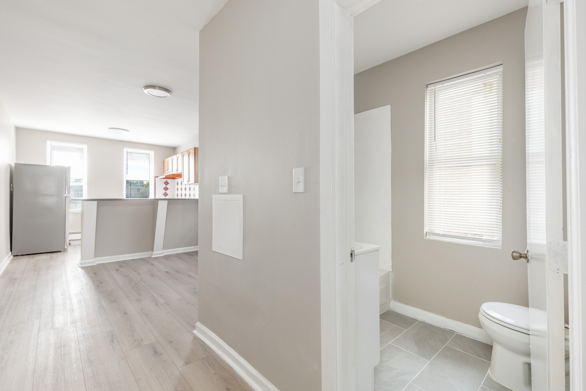 Building Photo - 3400 Reach St