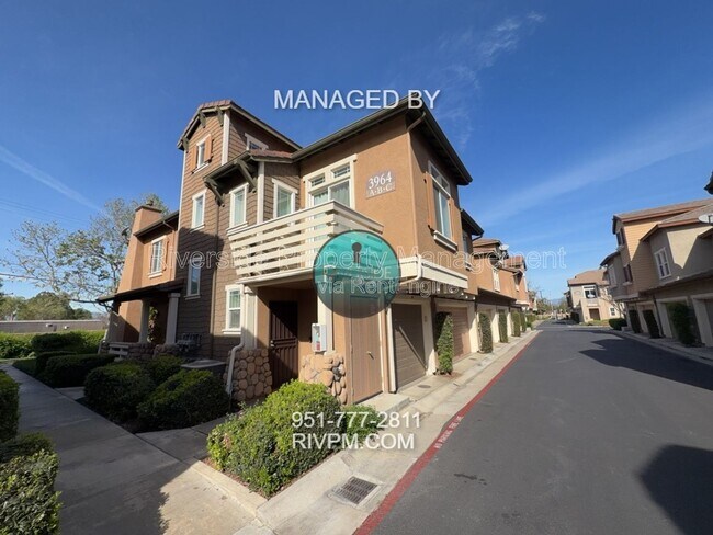 Building Photo - 3964 Polk St