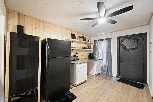 Building Photo - 3705 Bremond St