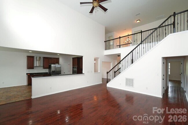 Building Photo - 4224 Lois Ln