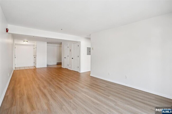 Building Photo - 420 Passaic St