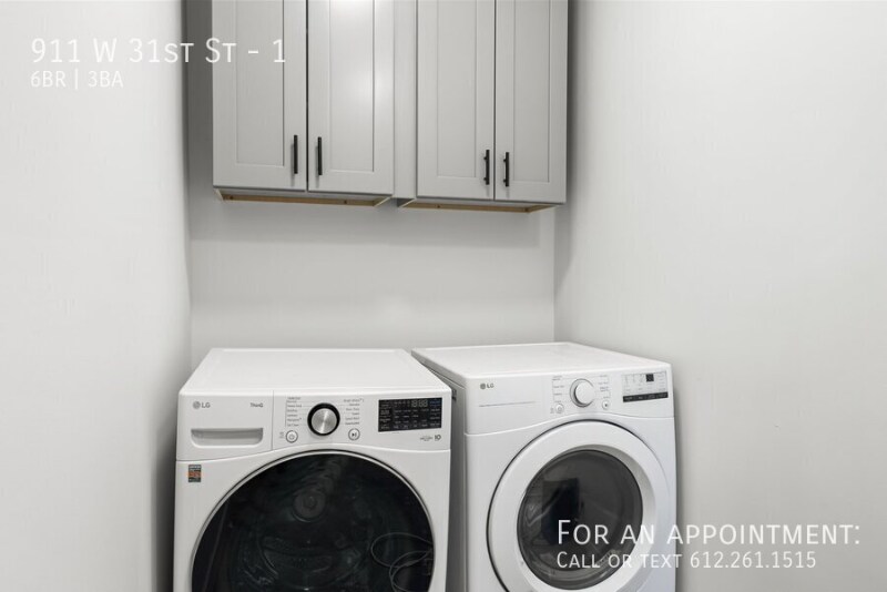 Building Photo - 911 W 31st St