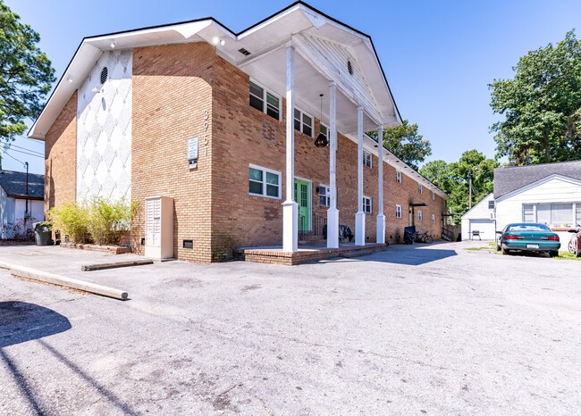 Exterior2 - Johns Place Apartments