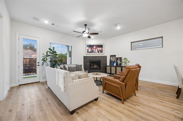 Building Photo - 4012 Truman Dr